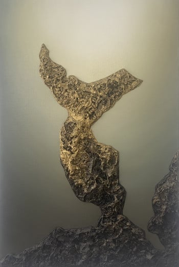 EXULTEMUS IN LUMINE From lead to gold, where shadow holds the promise of light