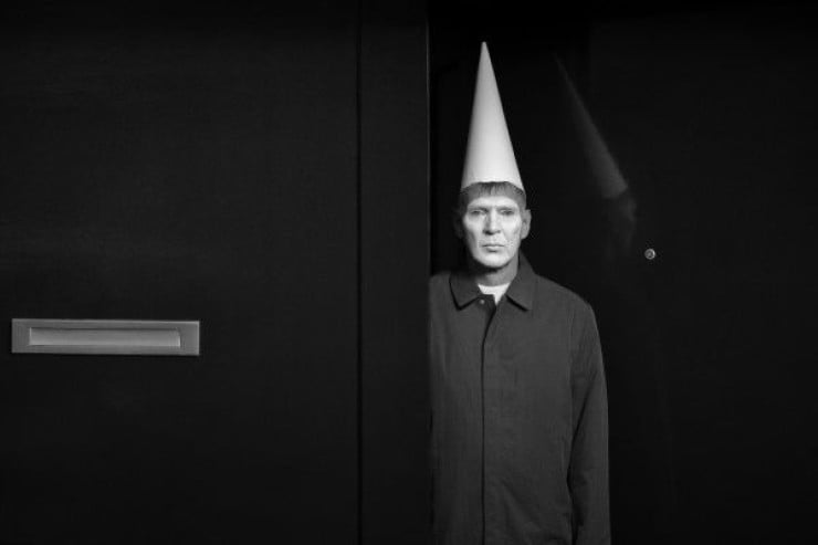 ArtRewards | Erwin Olaf: A Legacy of Light and Identity